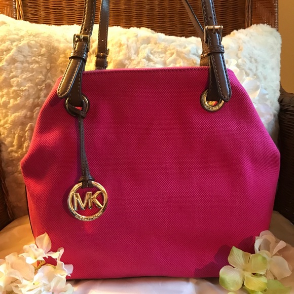 💕SOLD!!!💕AUTHENTIC MICHAEL KORS PINK TOTE💕 - Picture 6 of 8